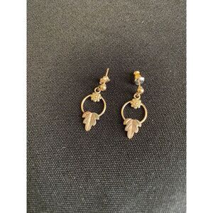 Vintage Black Hills Gold Dangle Earrings, Landstrom’s, 10K Leaf Dangle Post